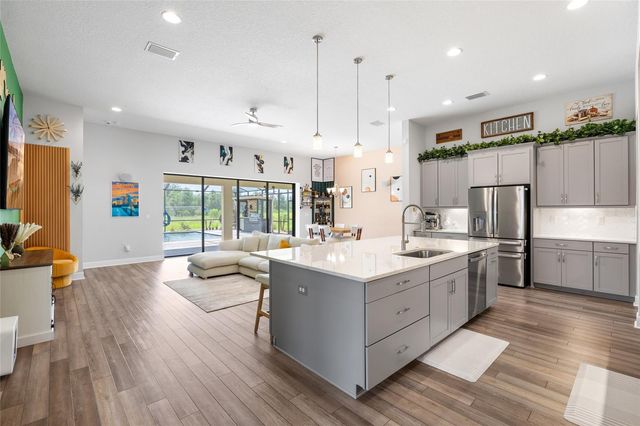 13098 WELLSPRING DRIVE, Lithia, FL 33547