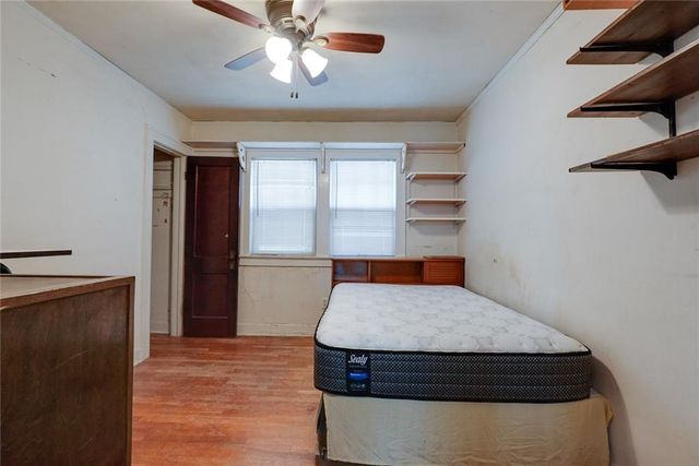 1732 S Arlington Avenue, Independence, MO 64052