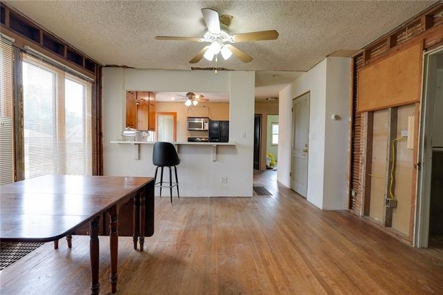 1732 S Arlington Avenue, Independence, MO 64052