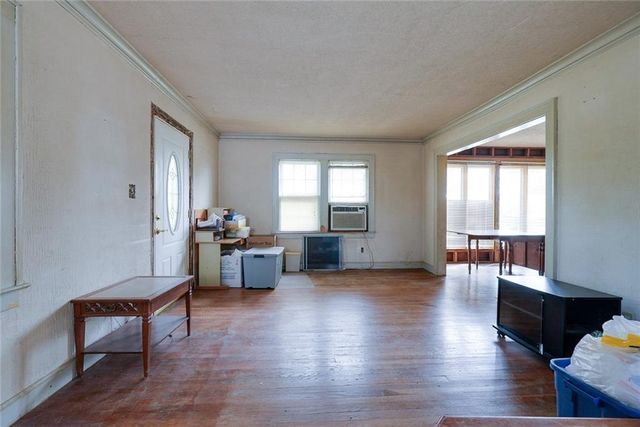 1732 S Arlington Avenue, Independence, MO 64052