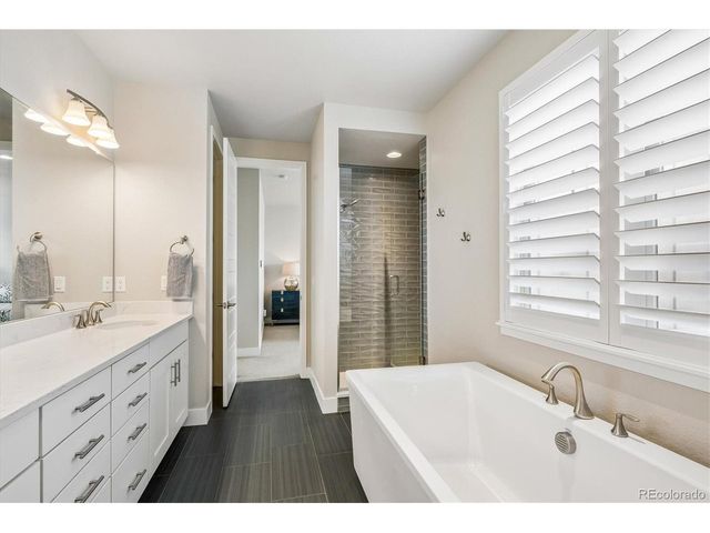 10425 Maplebrook Way, Highlands Ranch, CO 80126