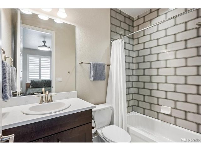 10425 Maplebrook Way, Highlands Ranch, CO 80126