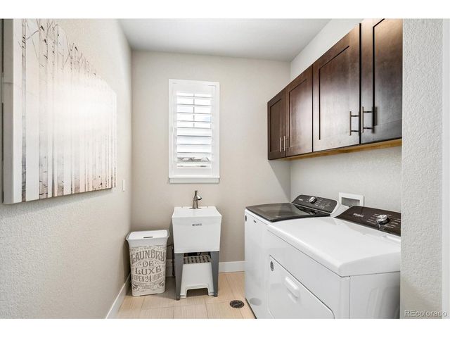 10425 Maplebrook Way, Highlands Ranch, CO 80126