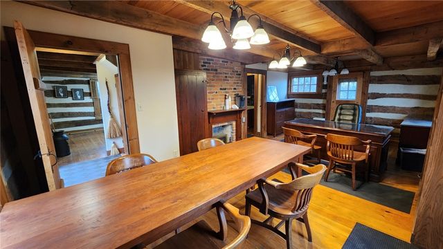 209 W Diamond St, City Of But Ne, PA 16001