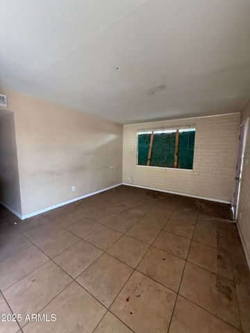 2522 W Palo Verde Drive, Phoenix, AZ 85017