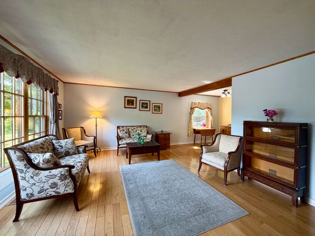 120 Carriage Hill Road, Brattleboro, VT 05301