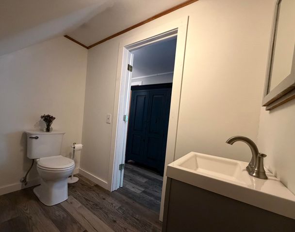 120 Carriage Hill Road, Brattleboro, VT 05301