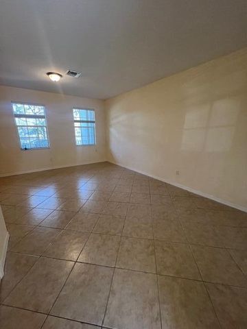 211 E Thatch Palm Circle, Jupiter, FL 33458