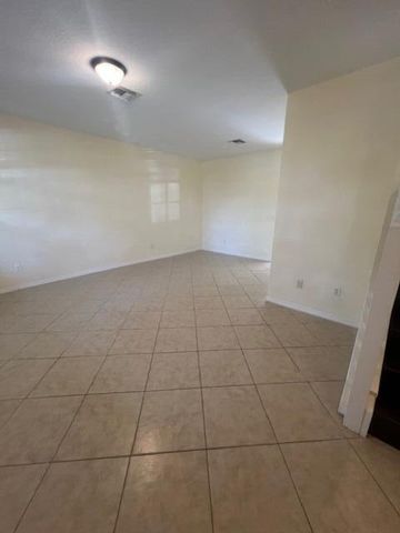 211 E Thatch Palm Circle, Jupiter, FL 33458