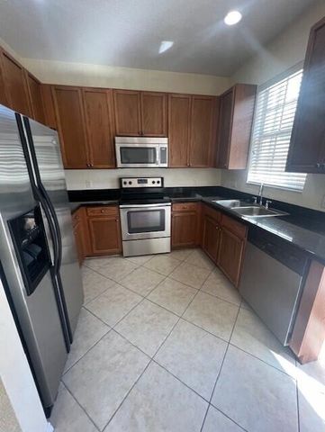 211 E Thatch Palm Circle, Jupiter, FL 33458