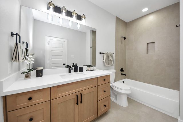 9826 Nedwald Street, Houston, TX 77029