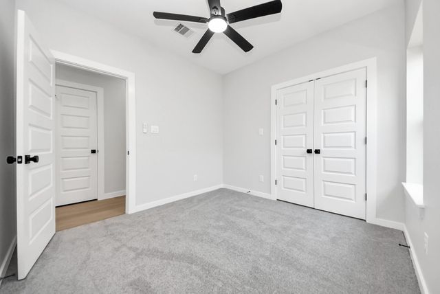 9826 Nedwald Street, Houston, TX 77029