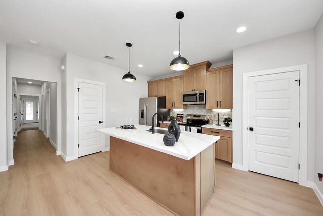 9826 Nedwald Street, Houston, TX 77029