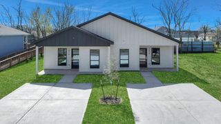 9826 Nedwald Street, Houston, TX 77029