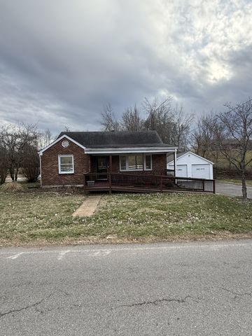 583 Brattontown Cir, Lafayette, TN 37083