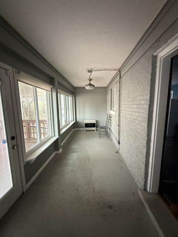 583 Brattontown Cir, Lafayette, TN 37083