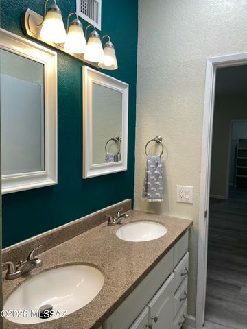 6319 N Camino Los Mochis, Tucson, AZ 85718