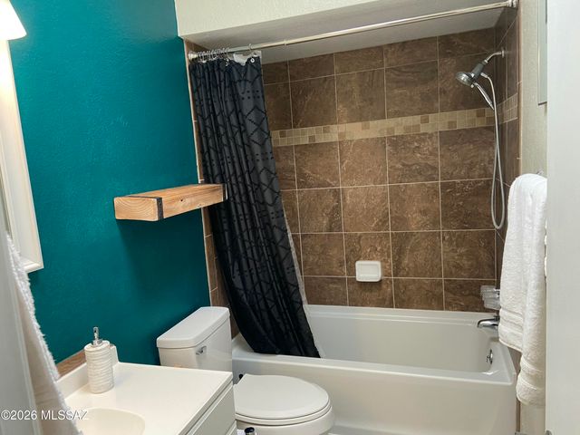 6319 N Camino Los Mochis, Tucson, AZ 85718