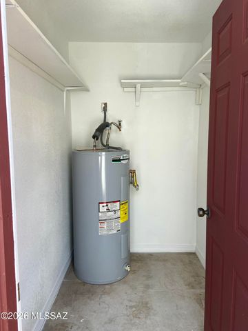 6319 N Camino Los Mochis, Tucson, AZ 85718