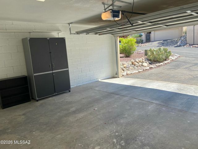 6319 N Camino Los Mochis, Tucson, AZ 85718