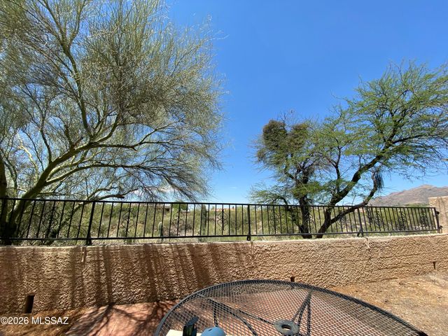 6319 N Camino Los Mochis, Tucson, AZ 85718