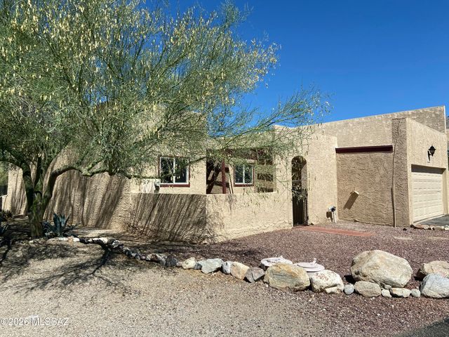 6319 N Camino Los Mochis, Tucson, AZ 85718