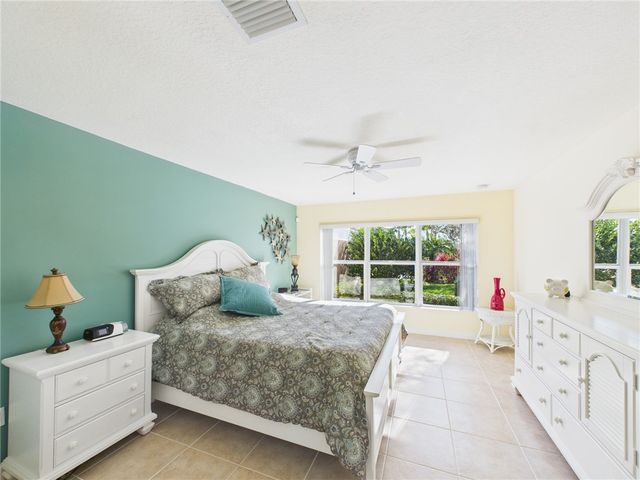 5315 Dominica Street, Vero Beach, FL 32967