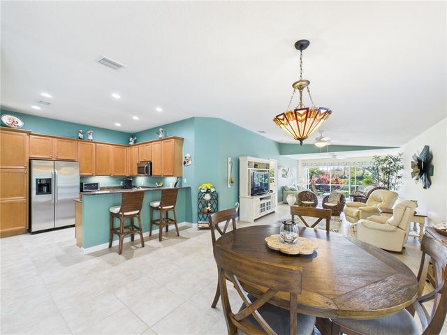 5315 Dominica Street, Vero Beach, FL 32967