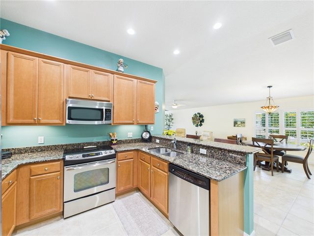 5315 Dominica Street, Vero Beach, FL 32967