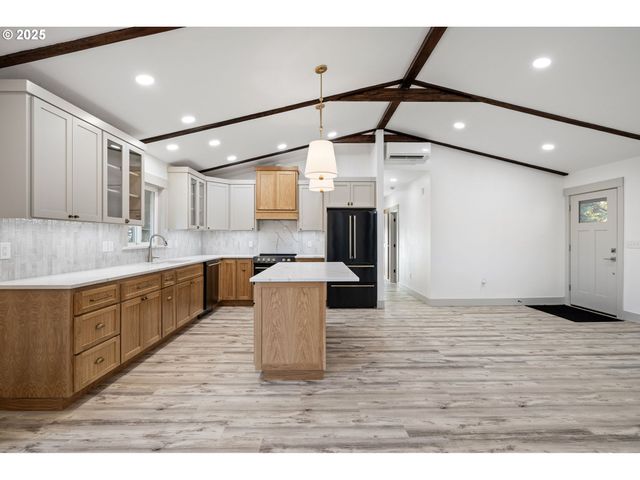 79579 ABBOTT Ln, Cottage Grove, OR 97424