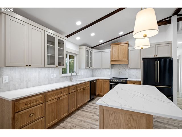 79579 ABBOTT Ln, Cottage Grove, OR 97424