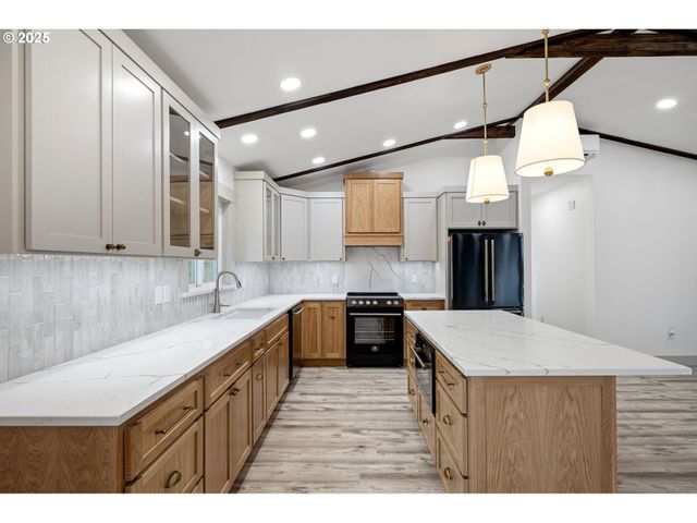 79579 ABBOTT Ln, Cottage Grove, OR 97424