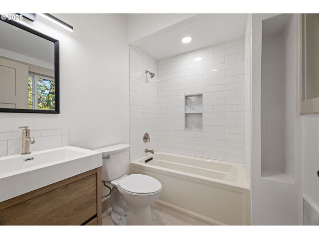 79579 ABBOTT Ln, Cottage Grove, OR 97424