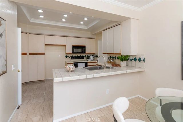 25 Portland, Laguna Niguel, CA 92677