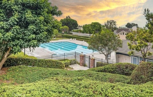 25 Portland, Laguna Niguel, CA 92677