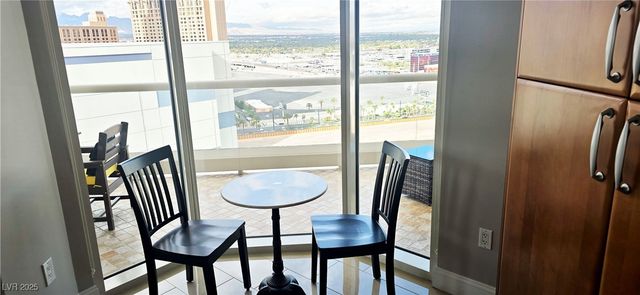 2747 Paradise Road 2206, Las Vegas, NV 89109