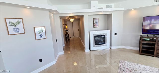 2747 Paradise Road 2206, Las Vegas, NV 89109