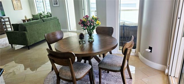 2747 Paradise Road 2206, Las Vegas, NV 89109