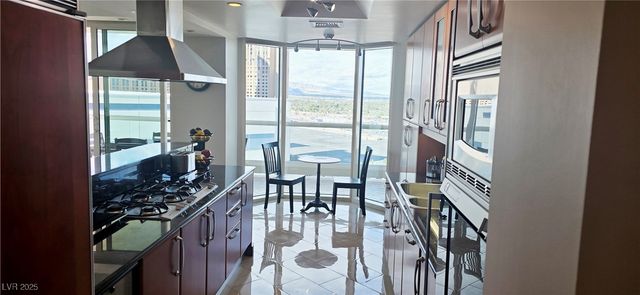 2747 Paradise Road 2206, Las Vegas, NV 89109