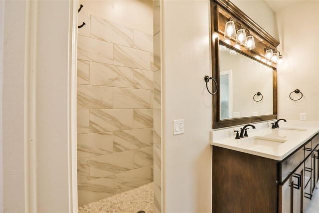 9301 SW 44th Terrace, Oklahoma City, OK 73179
