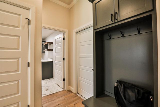 9301 SW 44th Terrace, Oklahoma City, OK 73179