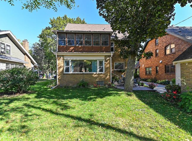 1543 N 60th STREET, Milwaukee, WI 53208