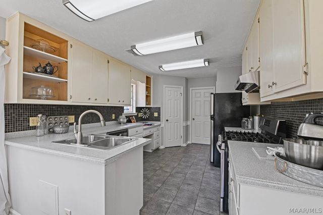 821 Sweet Ridge Road, Prattville, AL 36066