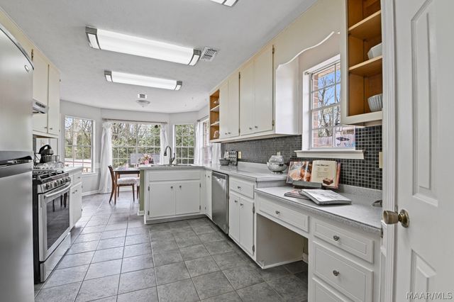 821 Sweet Ridge Road, Prattville, AL 36066