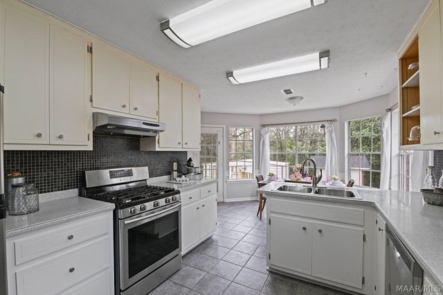 821 Sweet Ridge Road, Prattville, AL 36066