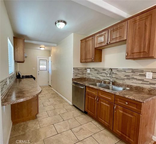 15142 Georgia Avenue, Paramount, CA 90723