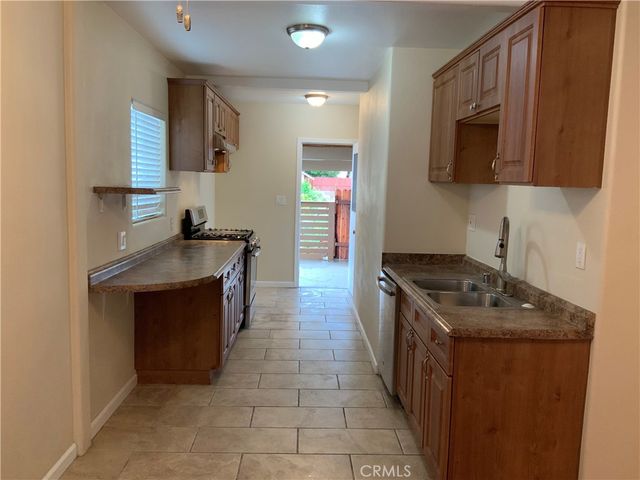 15142 Georgia Avenue, Paramount, CA 90723