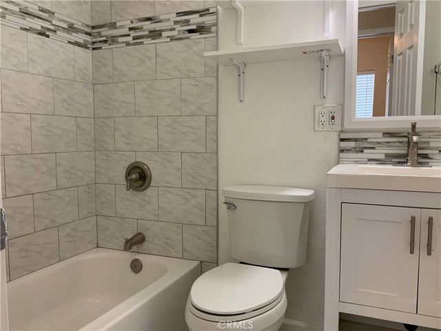 15142 Georgia Avenue, Paramount, CA 90723