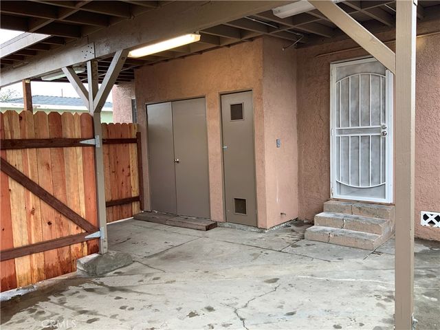 15142 Georgia Avenue, Paramount, CA 90723
