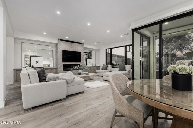 6500 E CAMELBACK Road 1010, Scottsdale, AZ 85251